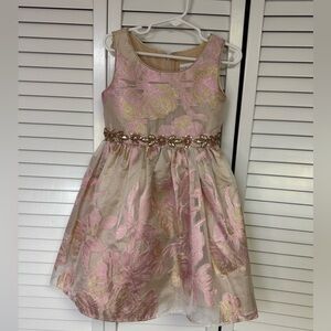 Sweet heart rose dress size 5